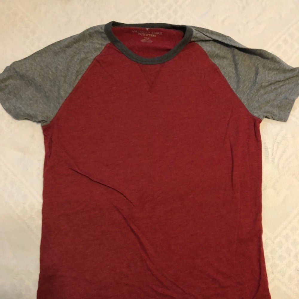 American Eagle T-Shirt